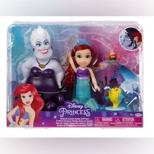 Disney Princess the Little Mermaid Ariel & Ursula Petite Gift Set